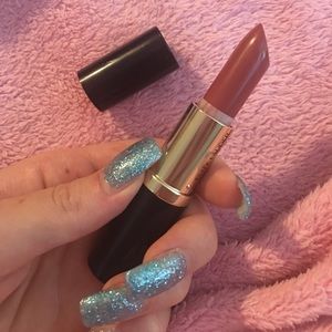 Estée Lauder lipstick 💄